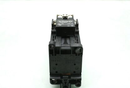 Fuji SC-03Y/G Magnetic Contactor w/ SZ-A11 Aux Contact Block, SZ-Z1 Surge Unit - Used - Image 9