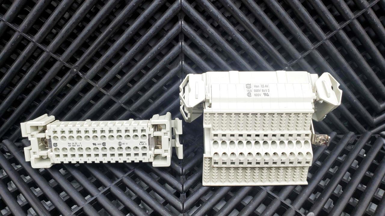 Harting HAN 24 ES AV Terminal Connector w/ 09330242716 Female Insert 24 ES-F - Used - Image 4