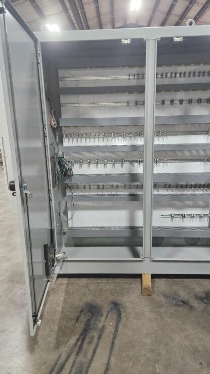 Hoffman A90XM4EW24FTCLPG 4 Door Disconnect Electrical Enclosure 480V / 400A - New other (see details) - Image 39