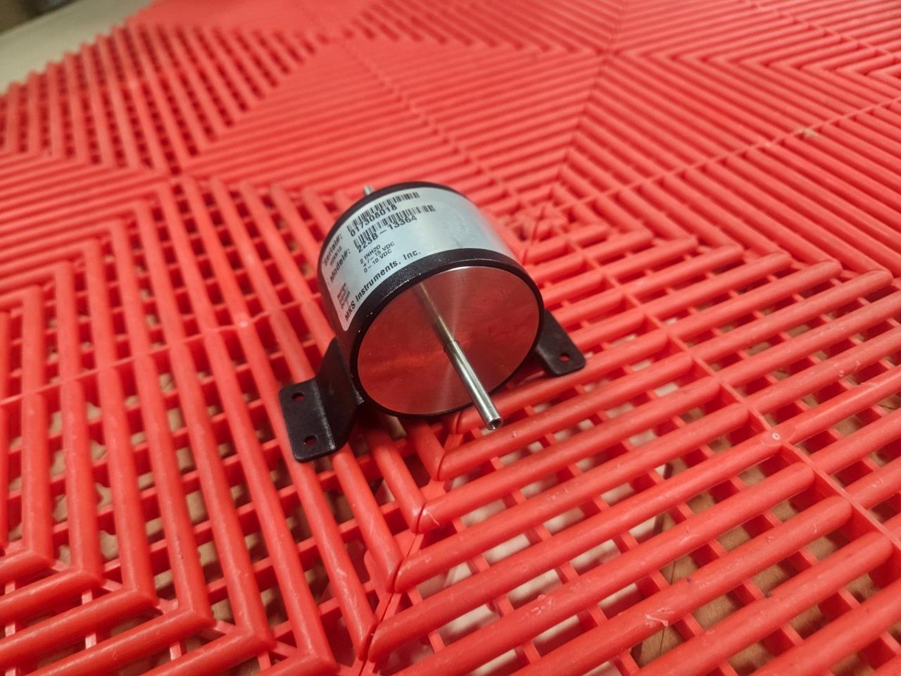 MKS 223B-13364 Pressure Transducer 0-2 " H2O - Used - Image 12