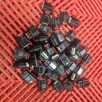 New (35) Molex 31403-6110 Automotive Connector MX64 Female x 1X6 - New - Image 3