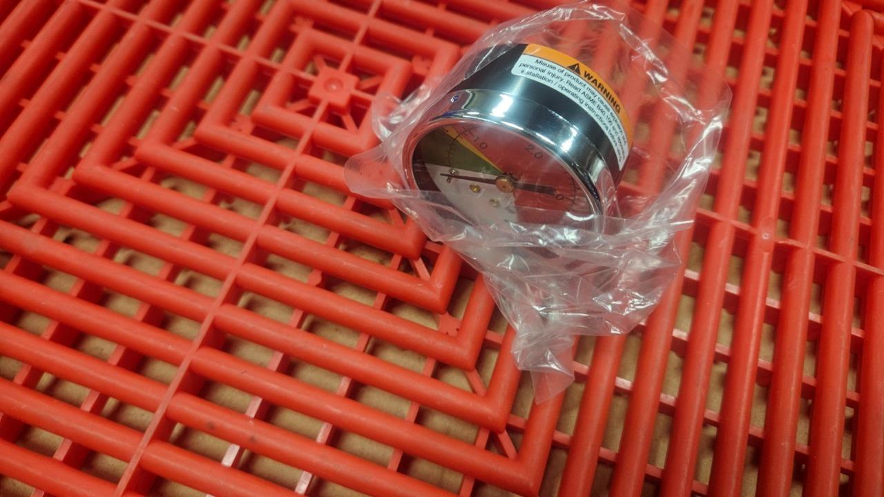 New Parker 936911 Tri-Color Filter Pressure Gauge 12 / 60 PSI 1/8" NPT 172184A - New - Image 16