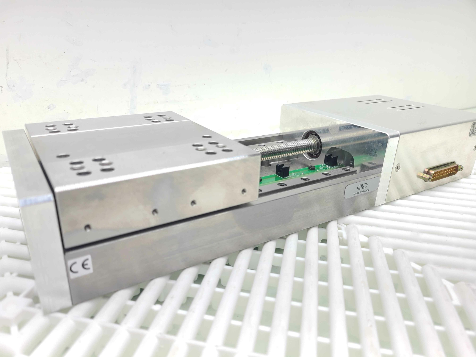 Newport Motorized DC High Precision Actuator Z487A 108mm Travel, 11mm Ballscrew - Used - Image 9