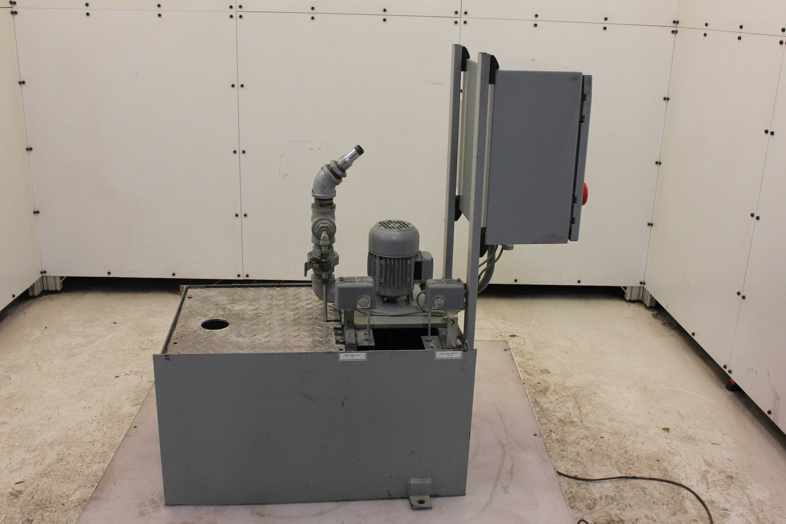 Oberlin Sump Tank 2/3 HP Coolant Tank Pump Telemecanique Starter - Used