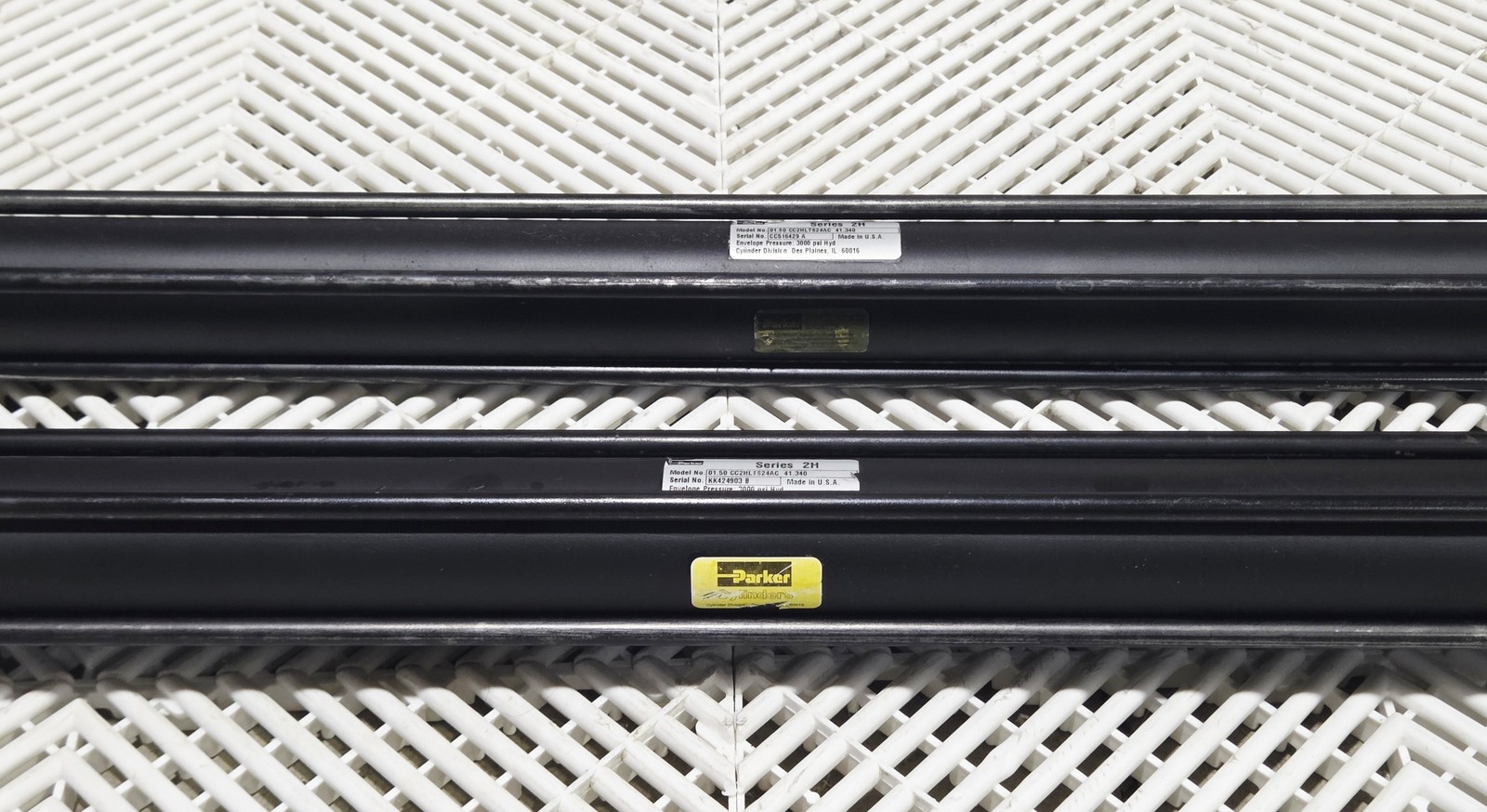 Parker 2H 1.5" CC2HLTS24AC Bore 41" Stroke Dbl Rod Hydraulic Cylinder Lot/2 - Used - Image 11
