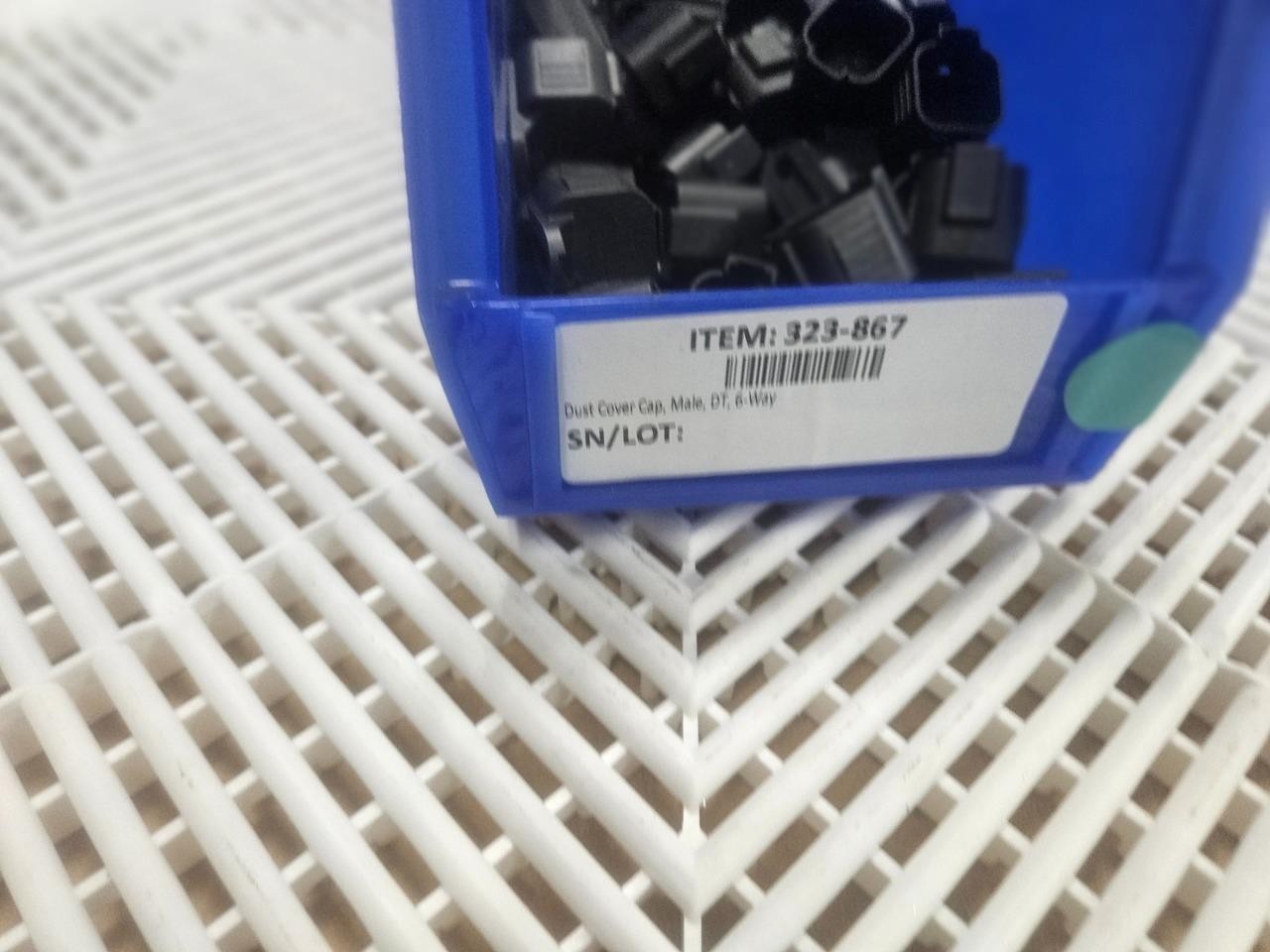 (Qty 140) New Deutsch 1011-347-0605 Dust Cover Cap DT 6-Way - New - Image 3