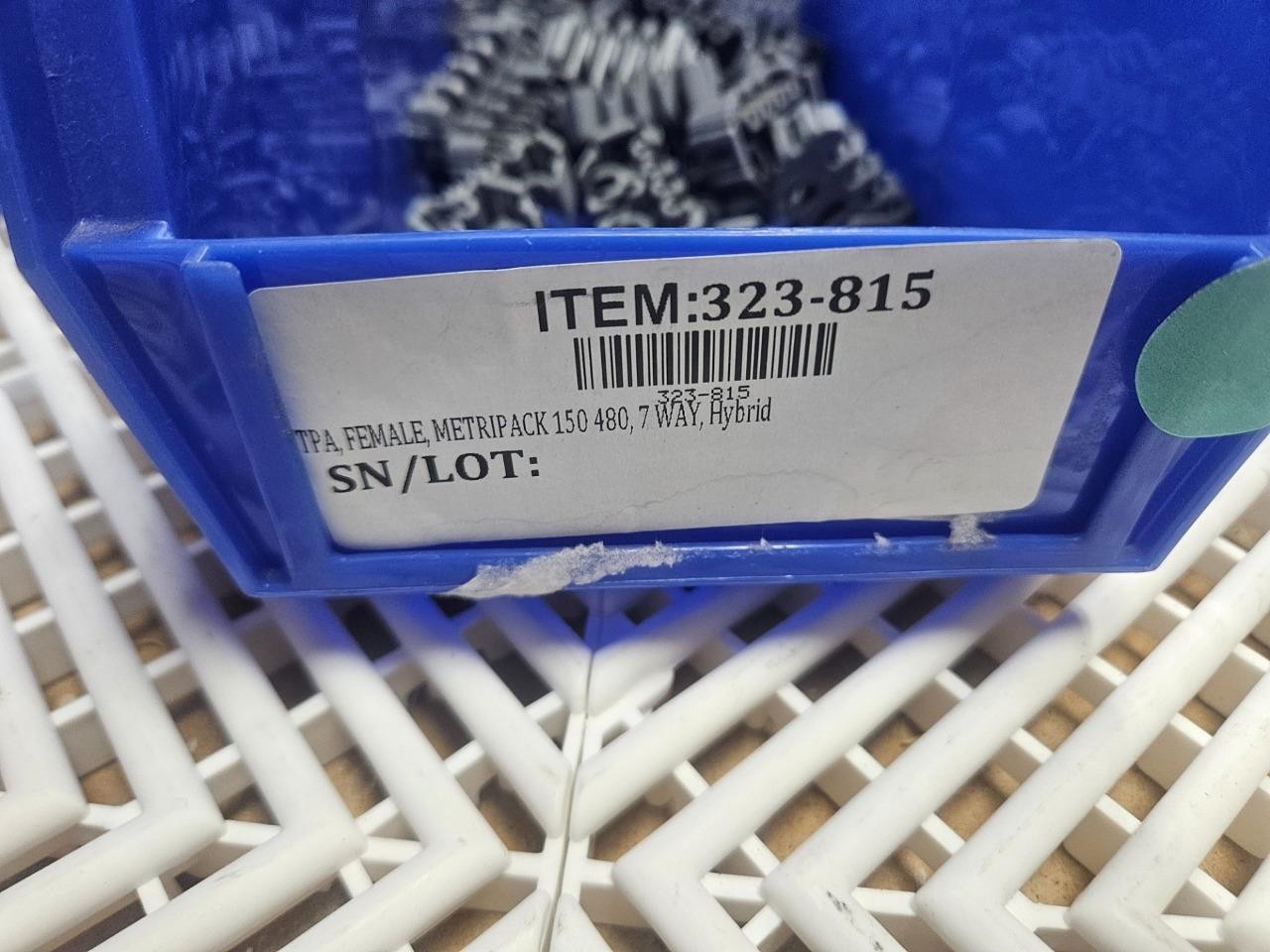 (Qty 40) New Aptiv 12052486 Metripack 7 Way TPA Secondary Lock - New - Image 3