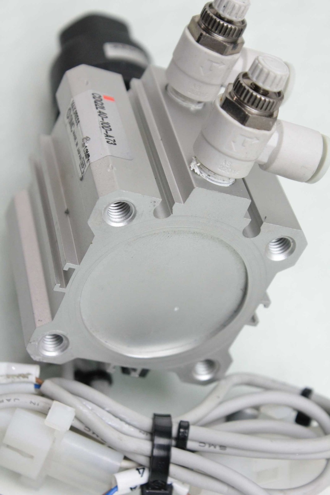 SMC CDQ2L40-10-A73 Pneumatic Air Cylinder 40mm Bore x 10mm Stroke w Limit Switch - Used - Image 5
