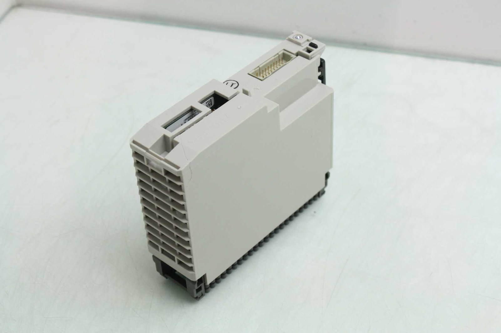 Schneider Automation AS-BDEP-216 Discrete 16 Channel Input Module 24V DC - Used - Image 3