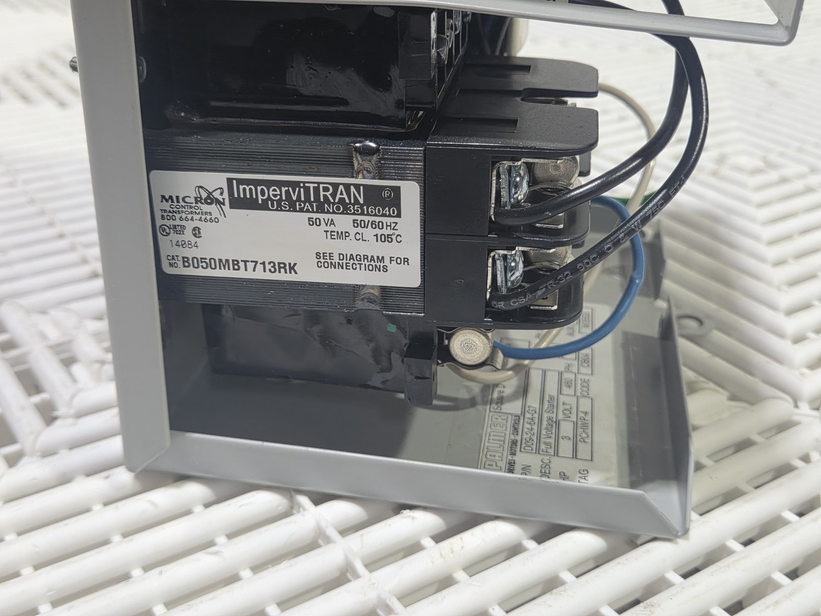 Schneider Electric D09-24-6A-G7 460V 3HP FVNR Enclosed Starter HOA Used - Used - Image 11