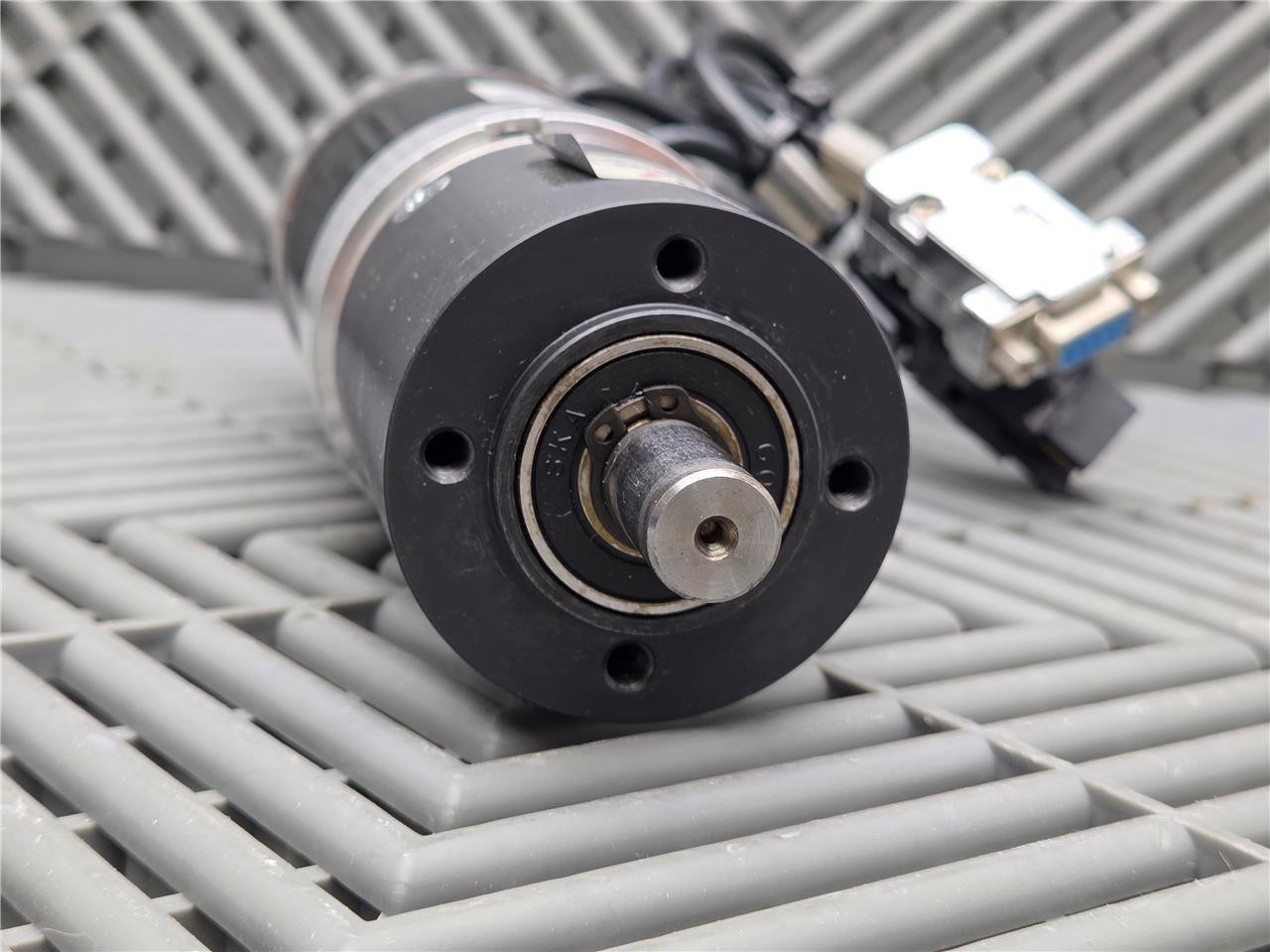 Servo Tecnica SVT57BL03-60V-50167BL02 Motor w/ Mecapion H40-6-0500VL Encoder - Used - Image 3