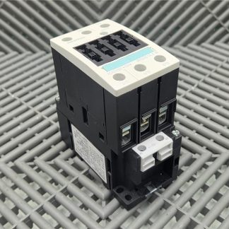Siemens 3RT5035-1AC20 Contactor 690VAC 60A - Used
