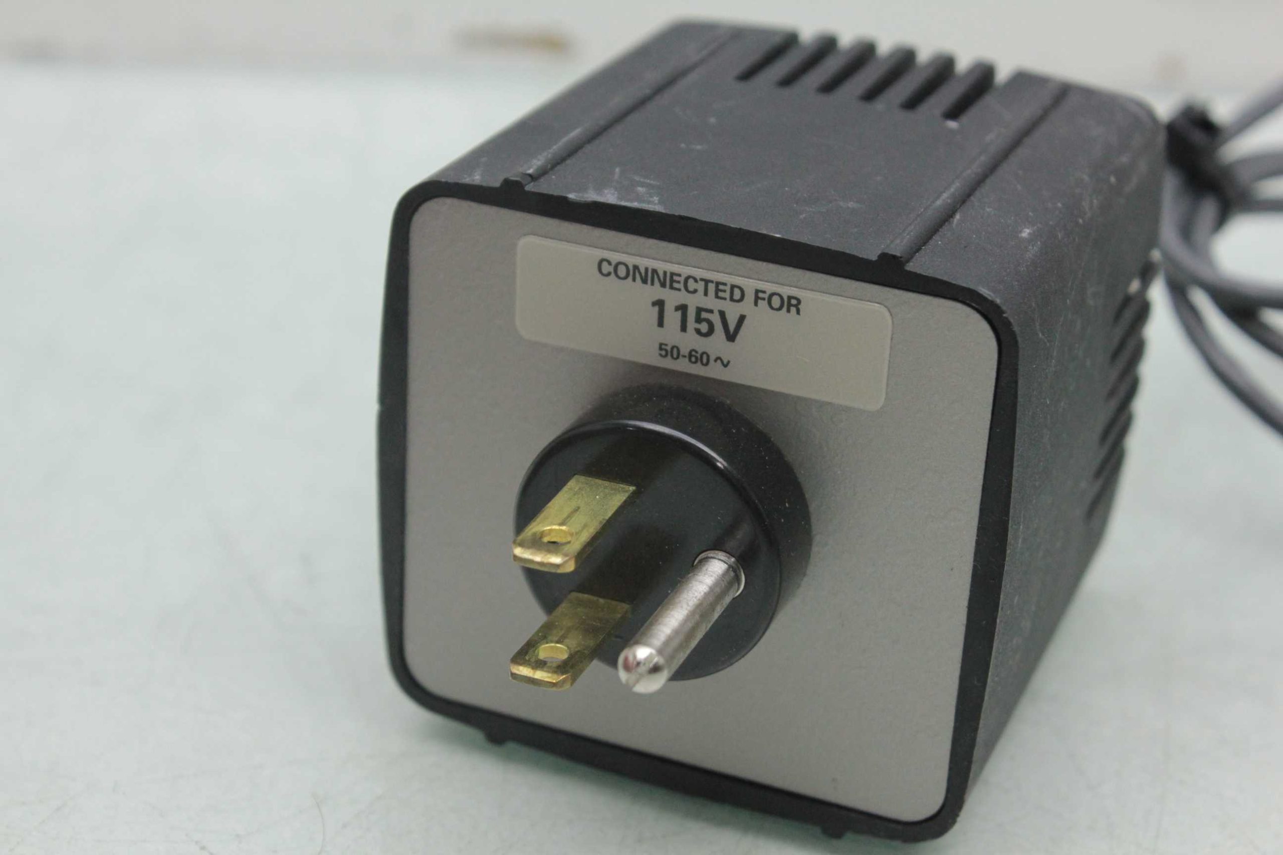 Tektronix P6046 Probe Amplifier Assembly With Power Supply - Used - Image 9