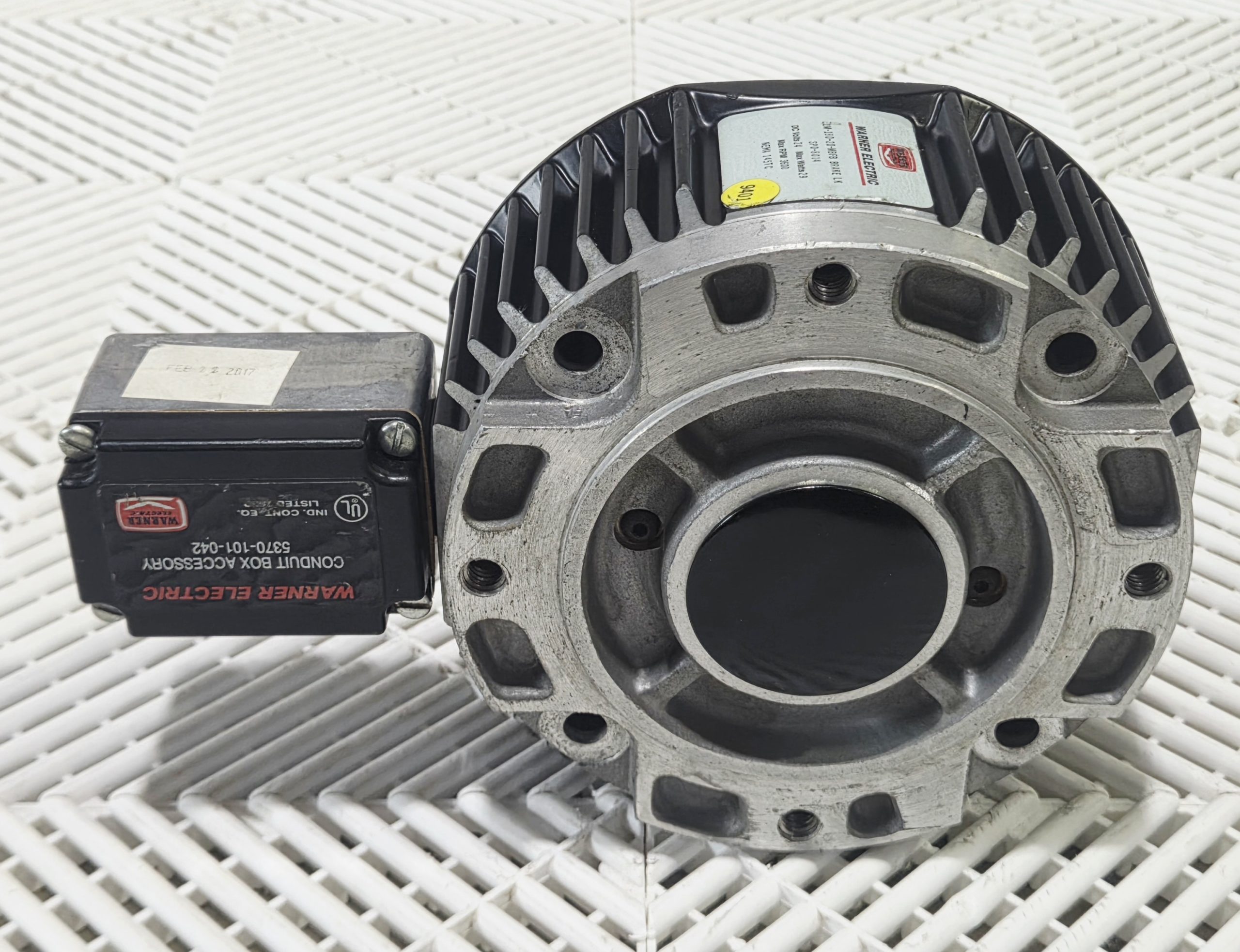 Warner Electric EUM-180-20-MBFB Electromagnetic Brake, 24V, 12lb-ft, 3600 rpm - Used - Image 15
