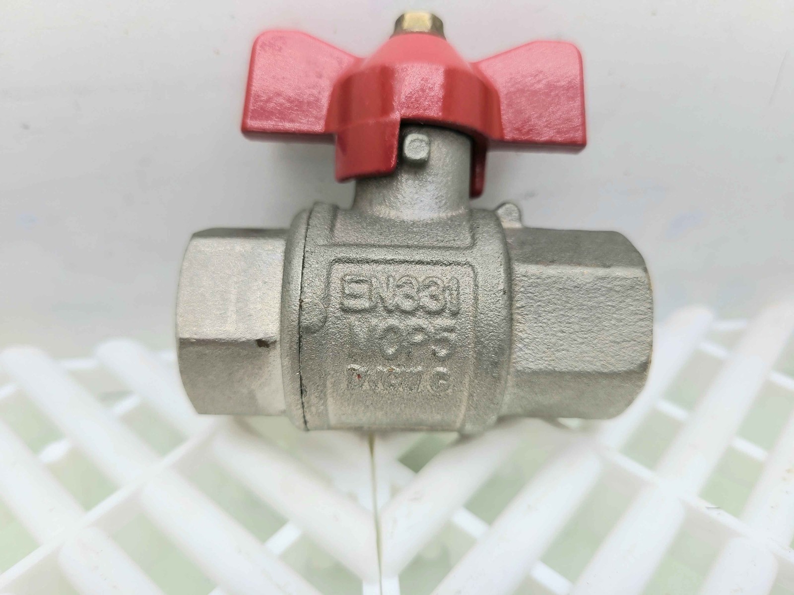 (10) 1/2" Female NPT Plated Brass Gas Ball Valves DN15 / EN331 DGVW - Used - Image 4