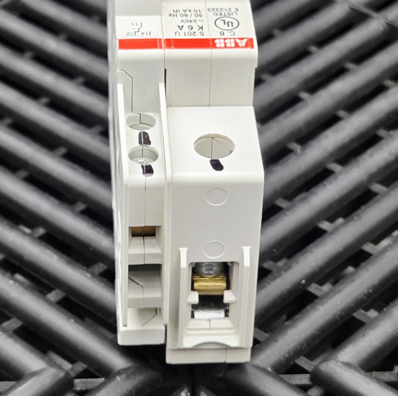 ABB S201U-K6A 6A 240V 1P K-Curve MCB Circuit Breaker Used Lot of 5 - Used - Image 6