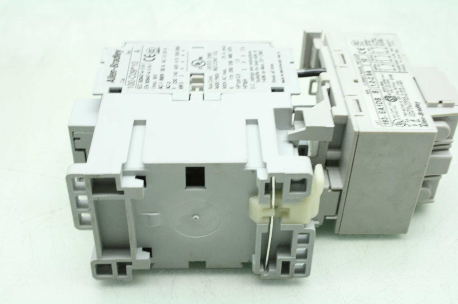 Allen Bradley 100-C09*10 Contactor + 193-EA1DB Relay, Contactor Assembly - Used - Image 4