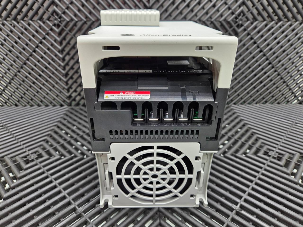 Allen-Bradley 25B-D024N104 Ser A PowerFlex 525 AC Drive 15HP w/ 25-COMM-E2P, USA - New other (see details) - Image 17
