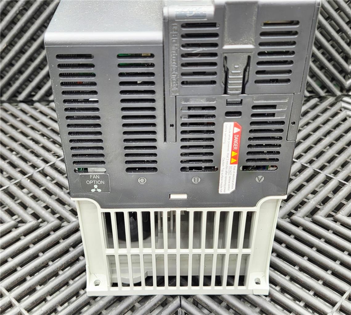 Allen-Bradley 25B-D024N104 Ser A PowerFlex 525 AC Drive 15HP w/ 25-COMM-E2P, USA - New other (see details) - Image 9