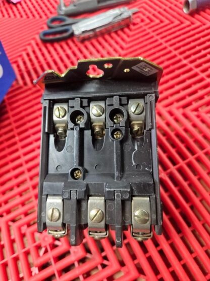Allen Bradley 500F-A0D920 Nema Size 1 Motor Starter 110-120V Coil - Used - Image 5
