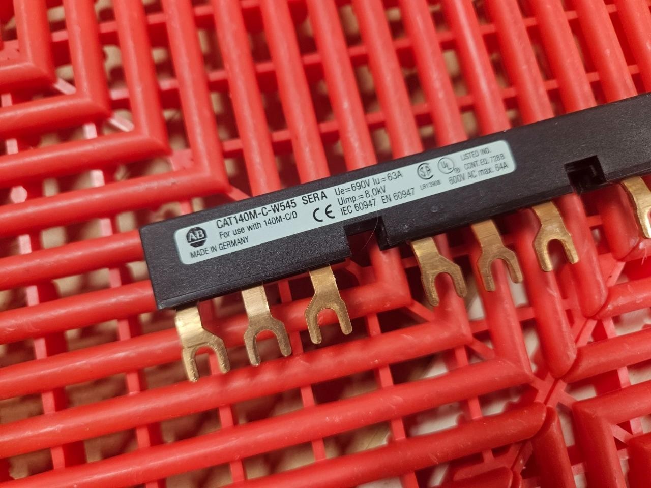 Allen-Bradley CAT140M-C-W545 Busbar Jumper 3 Phase / 63A - New other (see details) - Image 5