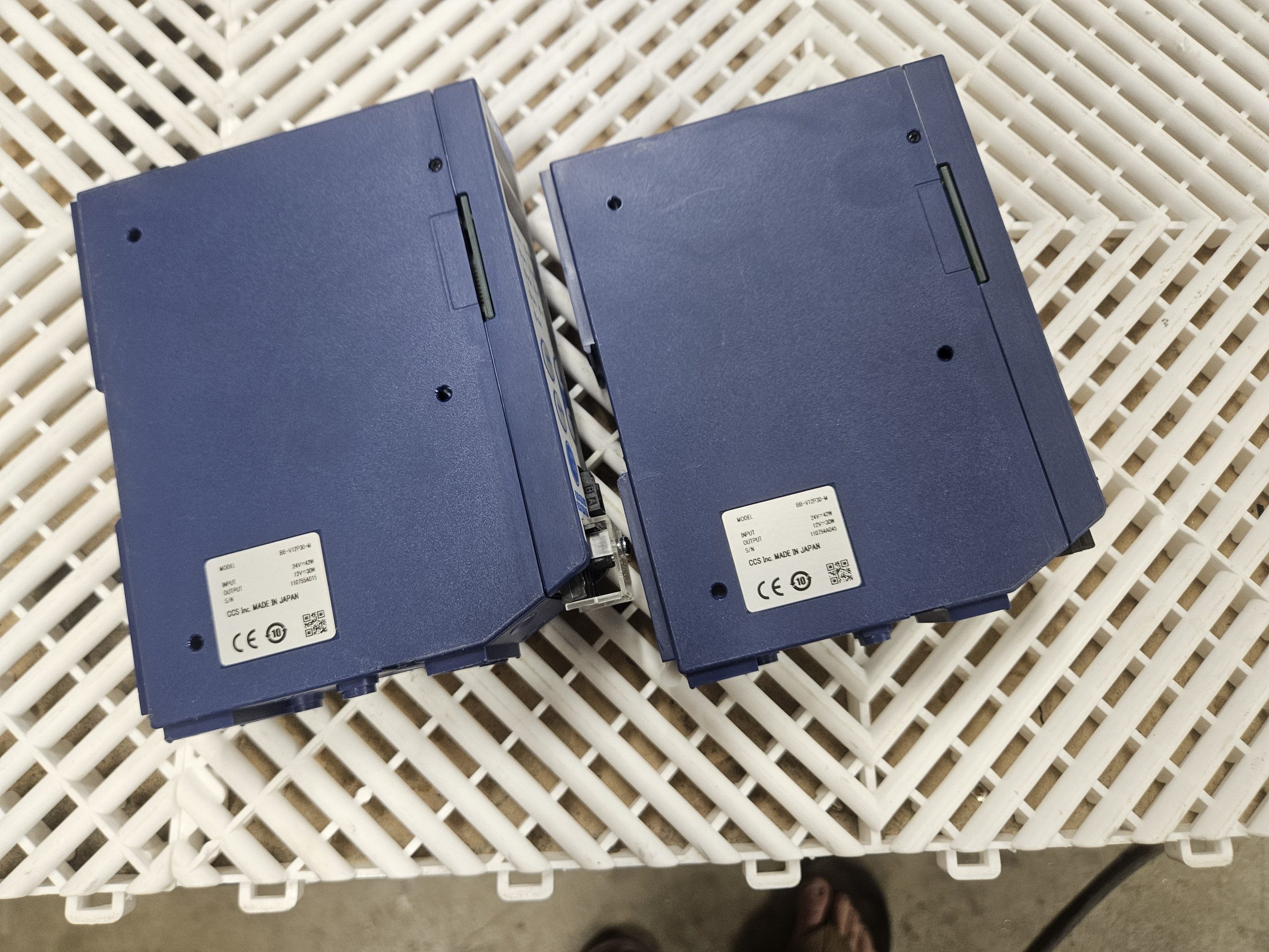 CCS BBV12P30-M 24VDC LED Lighting Controller Strobe Used Qty 2 - Used - Image 10
