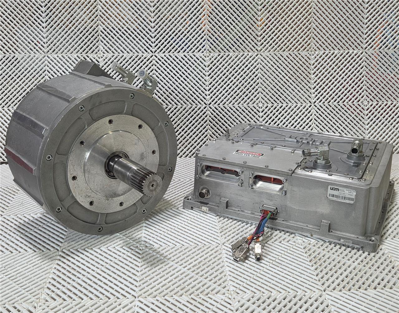 Danfoss UQM SPM250-130-3 EV Motor Transmission w/ PP HD-250 Controller PP950T - Used - Image 27