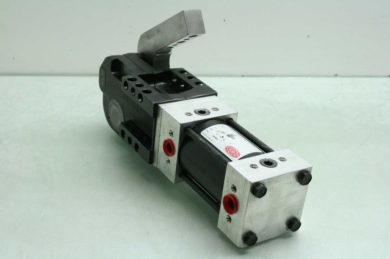 Destaco 991MAL-270B-57-22-DS Pneumatic Hold Down Clamp Single Arm 35 Degrees - Used - Image 4