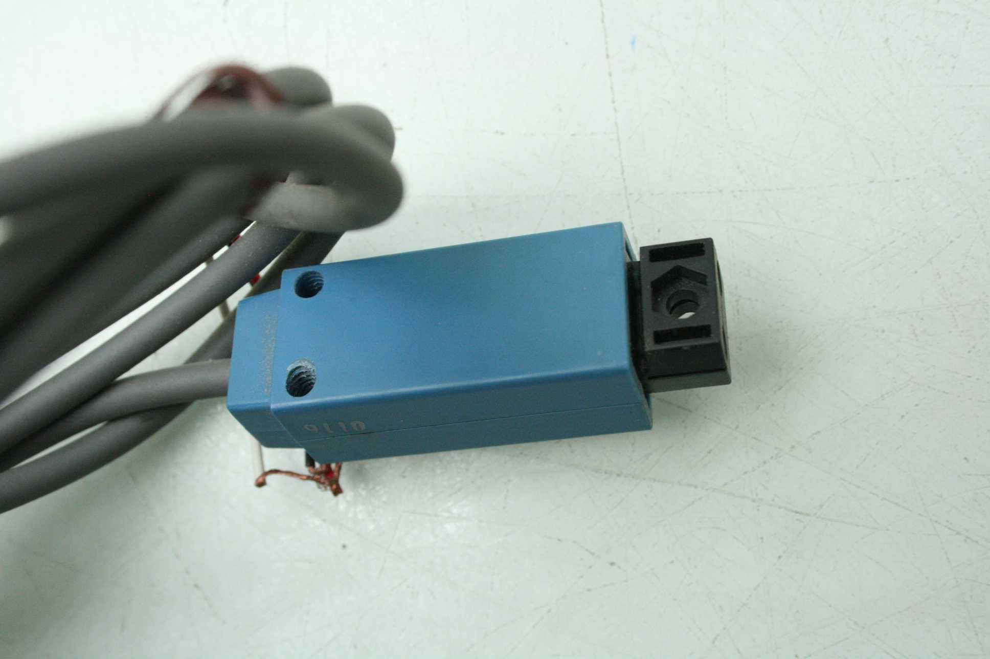 Honeywell FE5F-1MF6-M Fiber Optic Sensor - Used - Image 12