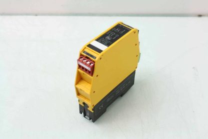 IFM G1503S, 3-Output Industrial Safety Relay 24V DC - Used - Image 11