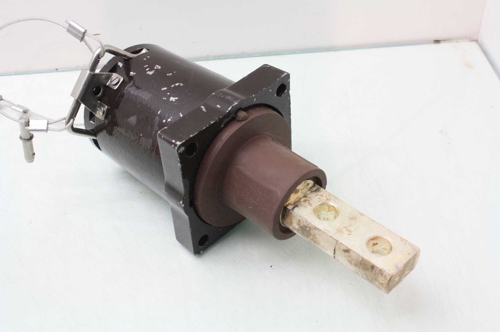 Leviton 49FR2-XH Rhino-Hide 49 Series High Current Receptacle Power Connector - Used - Image 4