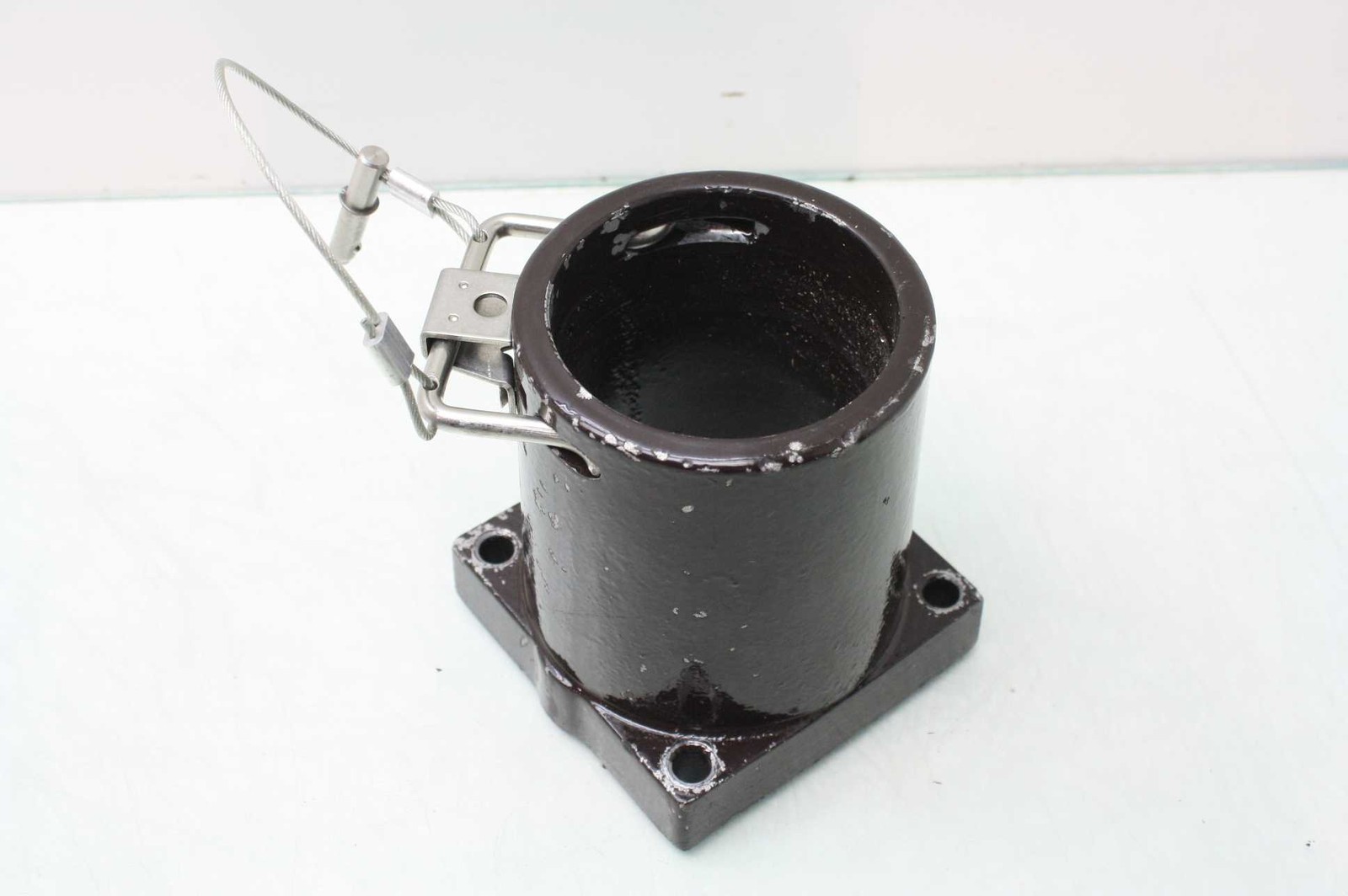Leviton 49FR2-XH Rhino-Hide 49 Series High Current Receptacle Power Connector - Used - Image 8
