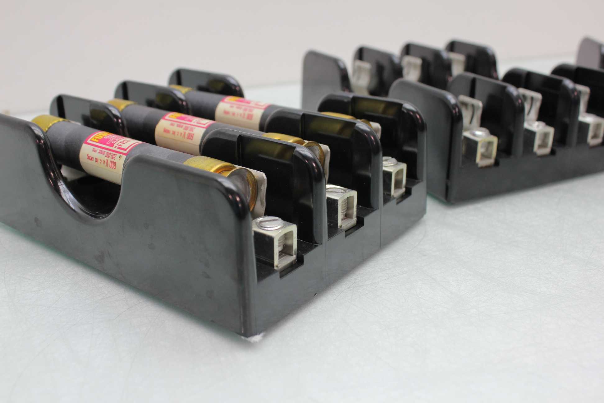 Lot of 3 Marathon 6F30A3B 3 Pole 30A / 600V Fuse Holder 6 Fusetron FRS-2 Fuses - Used - Image 35