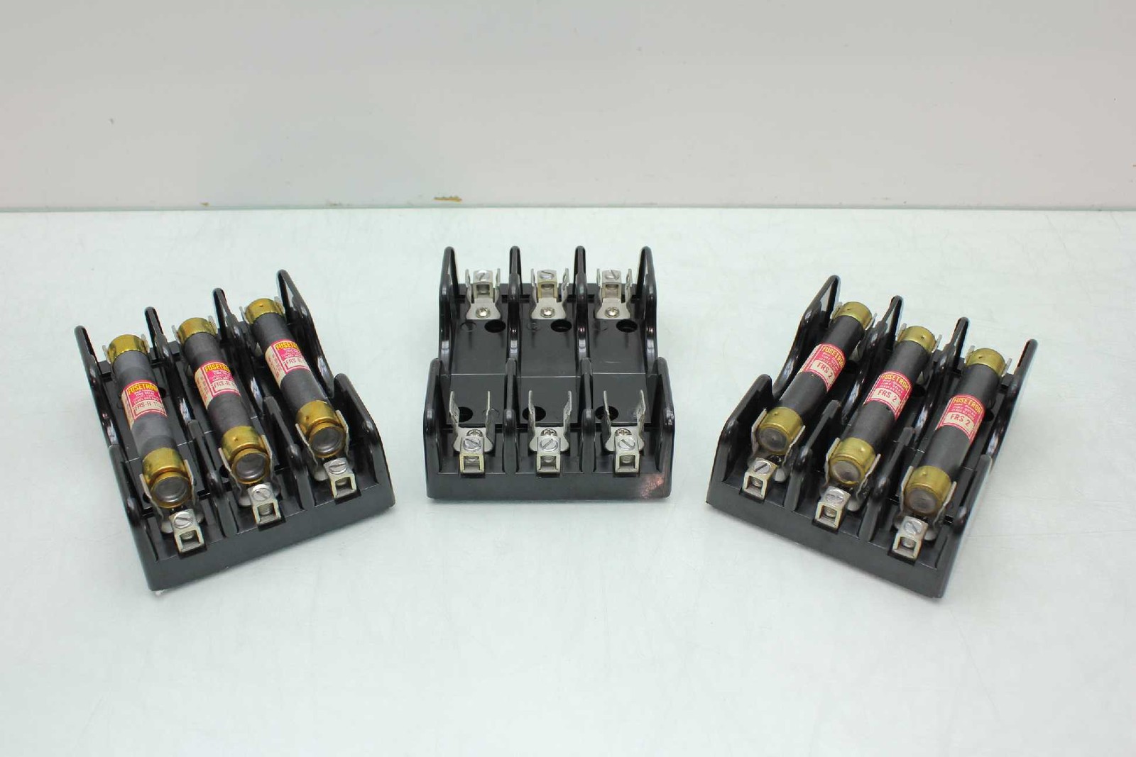 Lot of 3 Marathon 6F30A3B 3 Pole 30A / 600V Fuse Holder 6 Fusetron FRS-2 Fuses - Used