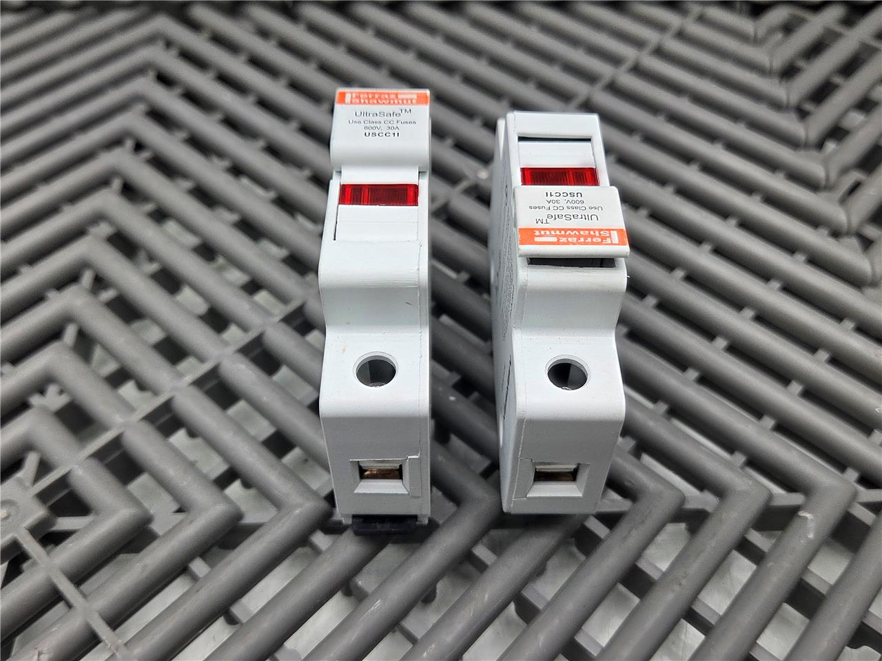 Lot of 5 Ferraz Shawmut USCC1I UltraSafe Fuse Holders, 30A 600V - Used - Image 10