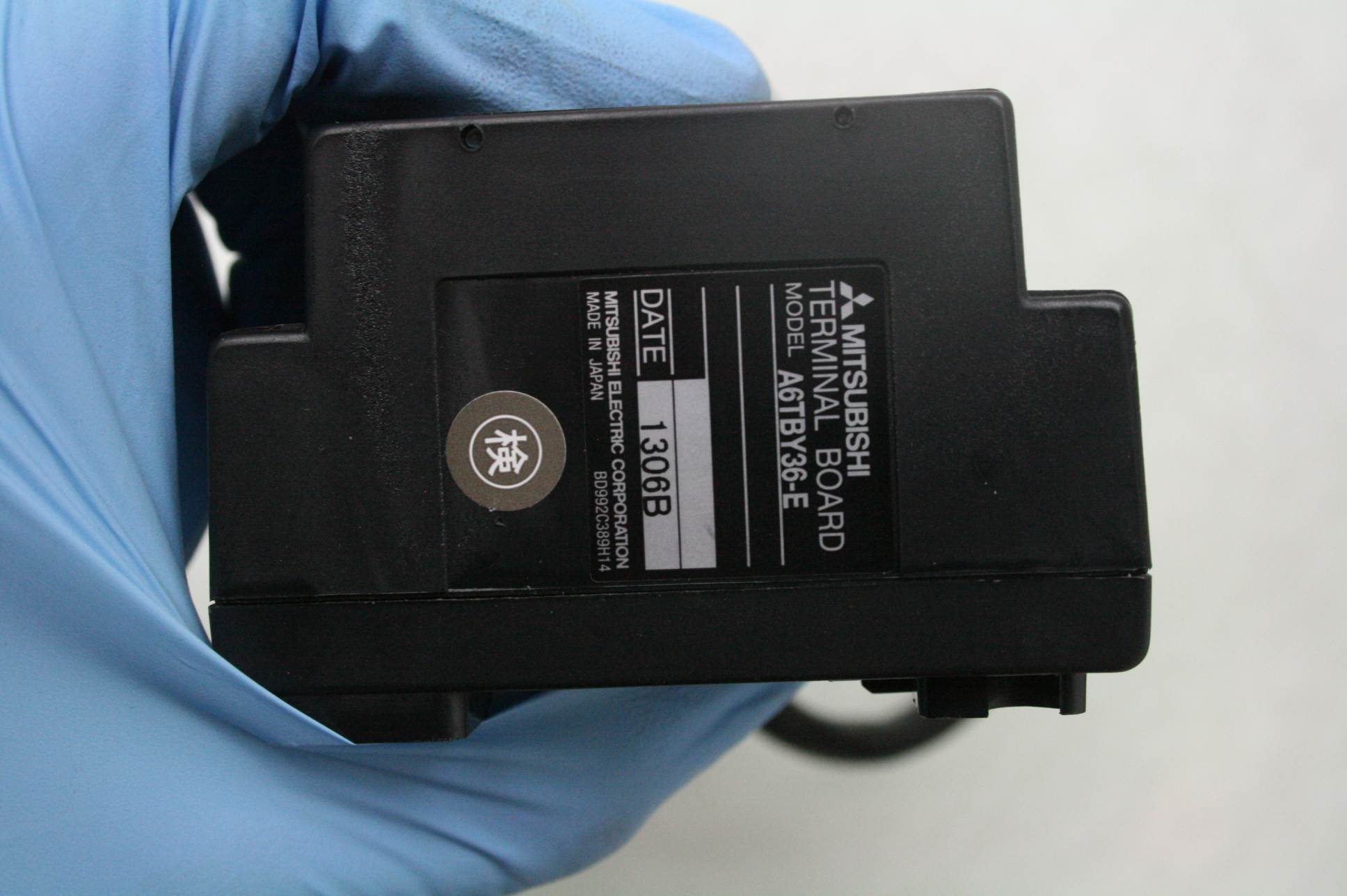 Mitsubishi QY81P Output Module PLC 12/24VDC with Terminal Board A6TBY36-E - Used - Image 20