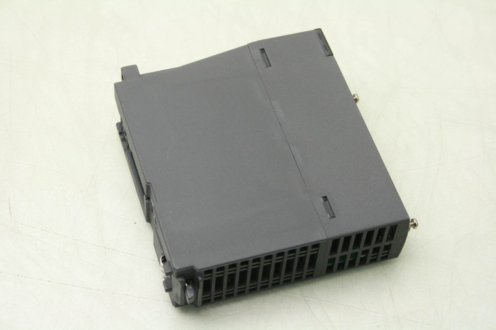 Mitsubishi QY81P Output Module PLC 12/24VDC with Terminal Board A6TBY36-E - Used - Image 6