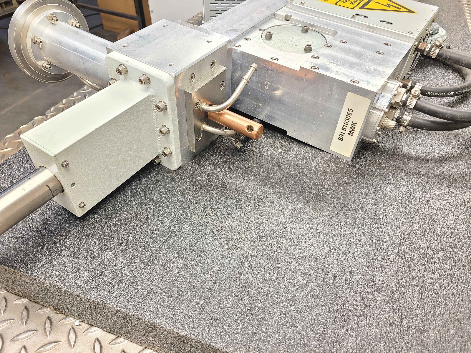 Muegge MX3000X-126KL RF Power Supply Microwave with Magnetron Head MH2000S-218BB - Used - Image 7