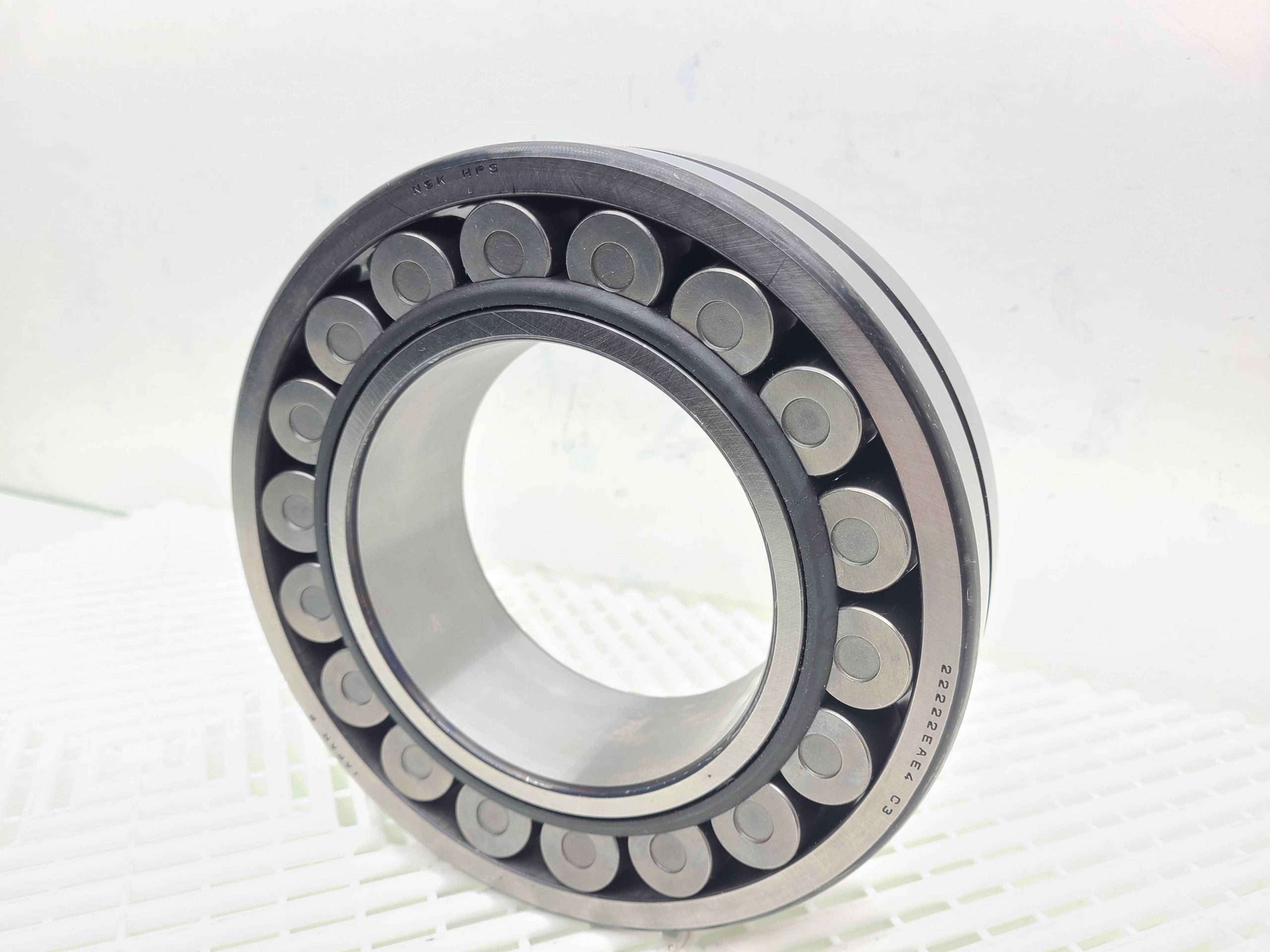 NSK 22222EAE4 C3 Spherical Roller Bearing 110mm ID 200mm OD 53mm Width - Used - Image 9
