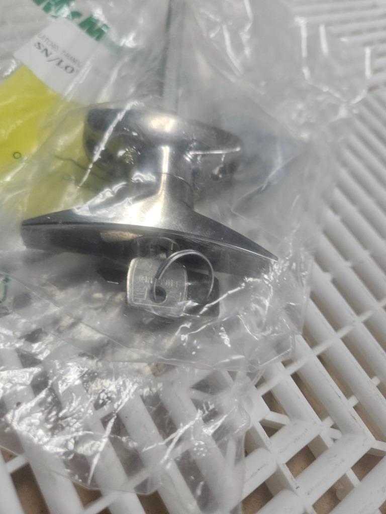 New McMaster 1210A58 T-Handle Keyed Cam Lock Adjustable Latching Distance CW - New - Image 9