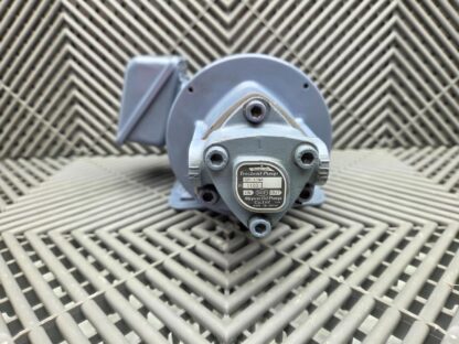 Nippon TOP-1ME100-11MA Trochoid Pump / 3-Phase Induction Motor / EELQ-8T - Used - Image 6