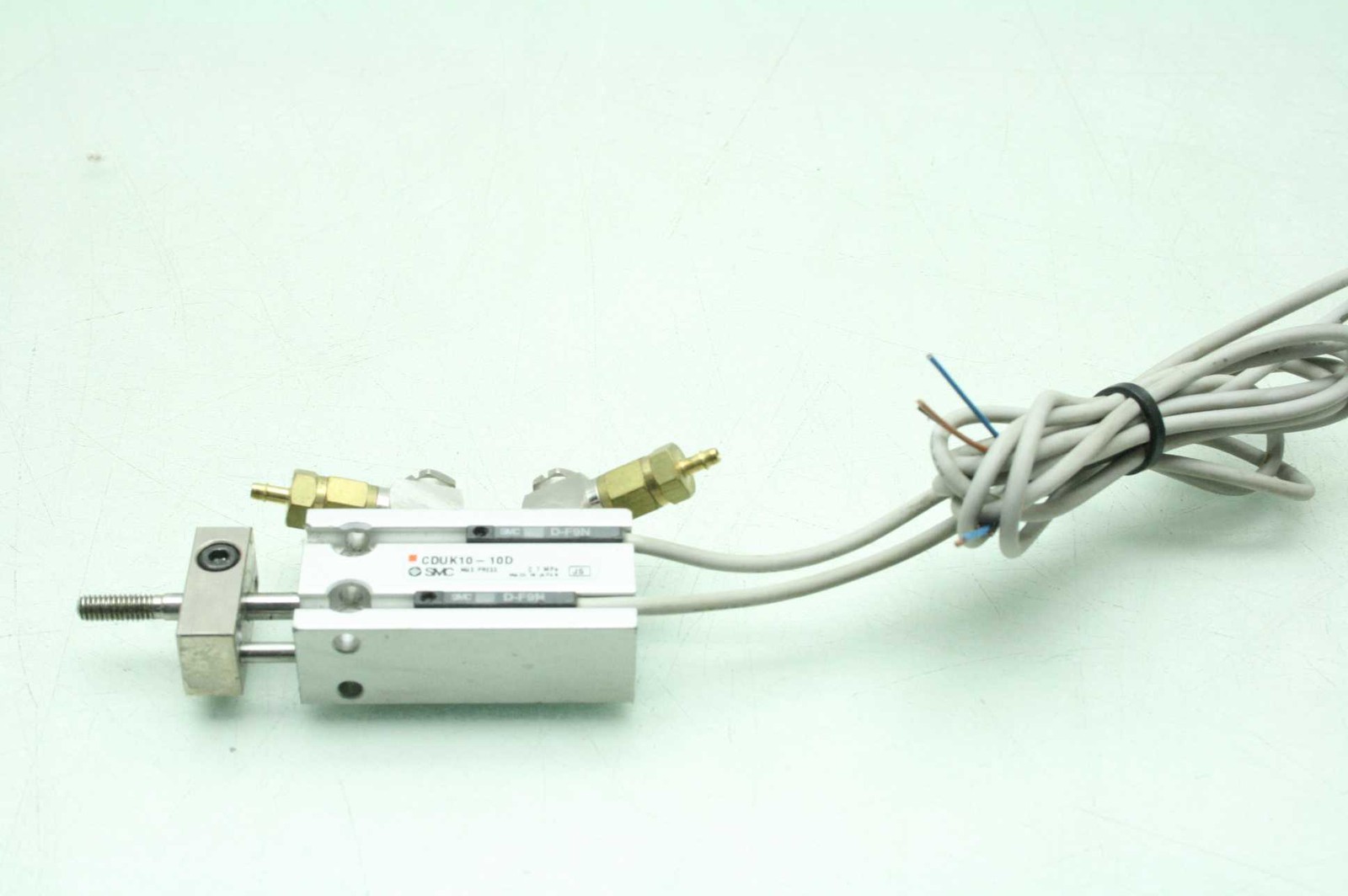 SMC CDUK10-100 Pneumatic Slide Cylinder, Dual Rod, 10mm Bore, 10mm Stroke - Used