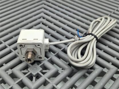 SMC ISE40A-N01-V-P Pressure Switch, 145psi - Used - Image 5