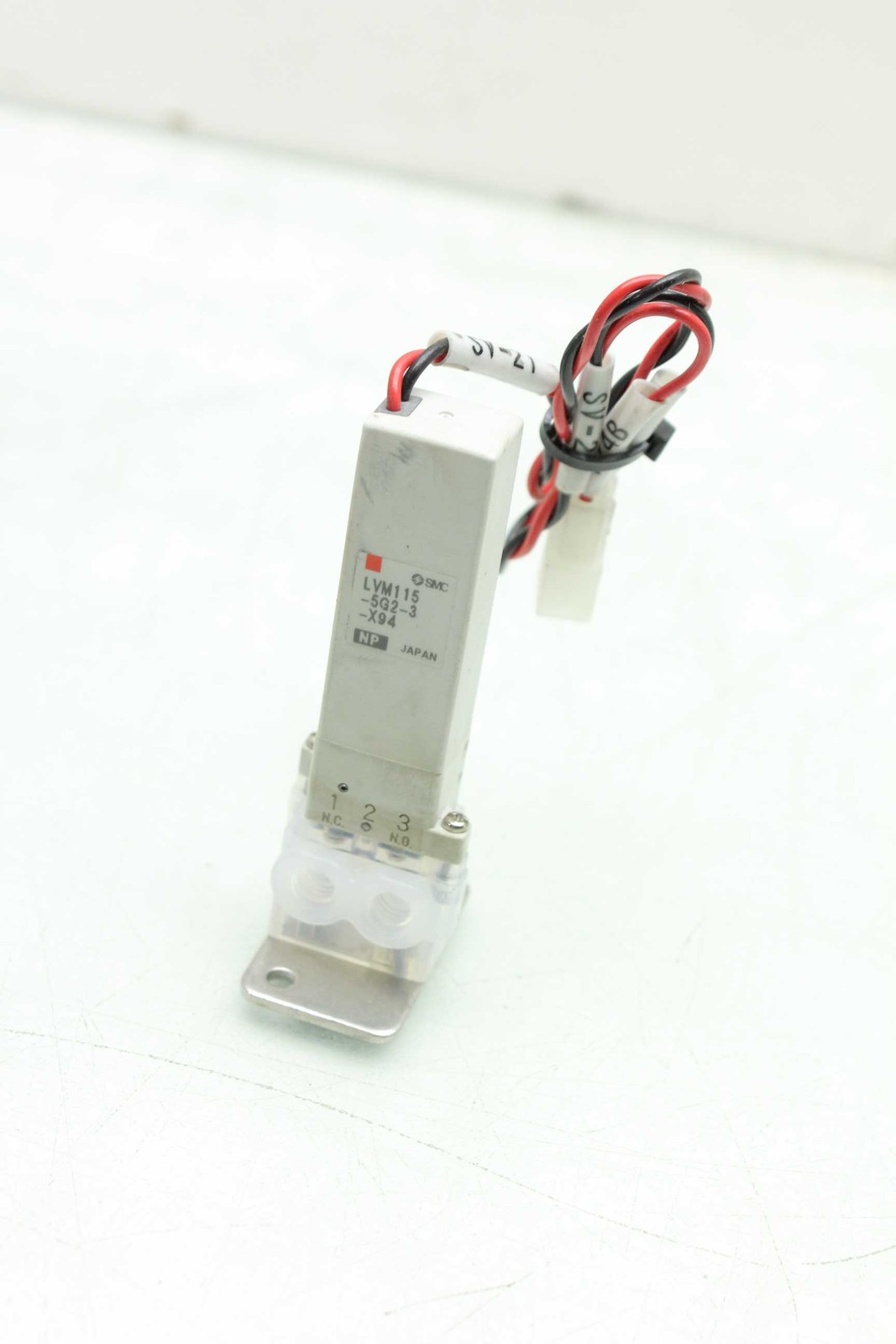SMC LVM115-5G2-3-X94 Chemical High Purity Valve PFA Teflon 2 Port 24V DC Coil - Used