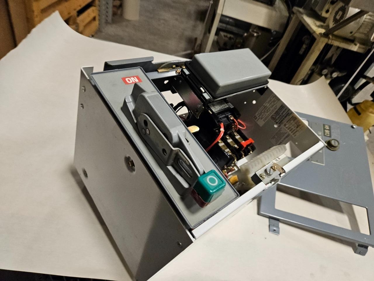 Square D Model 6 MCC FVNR 10 HP Motor Starter Bucket 12" Nema Size 1 8536-SC03 - Used - Image 5