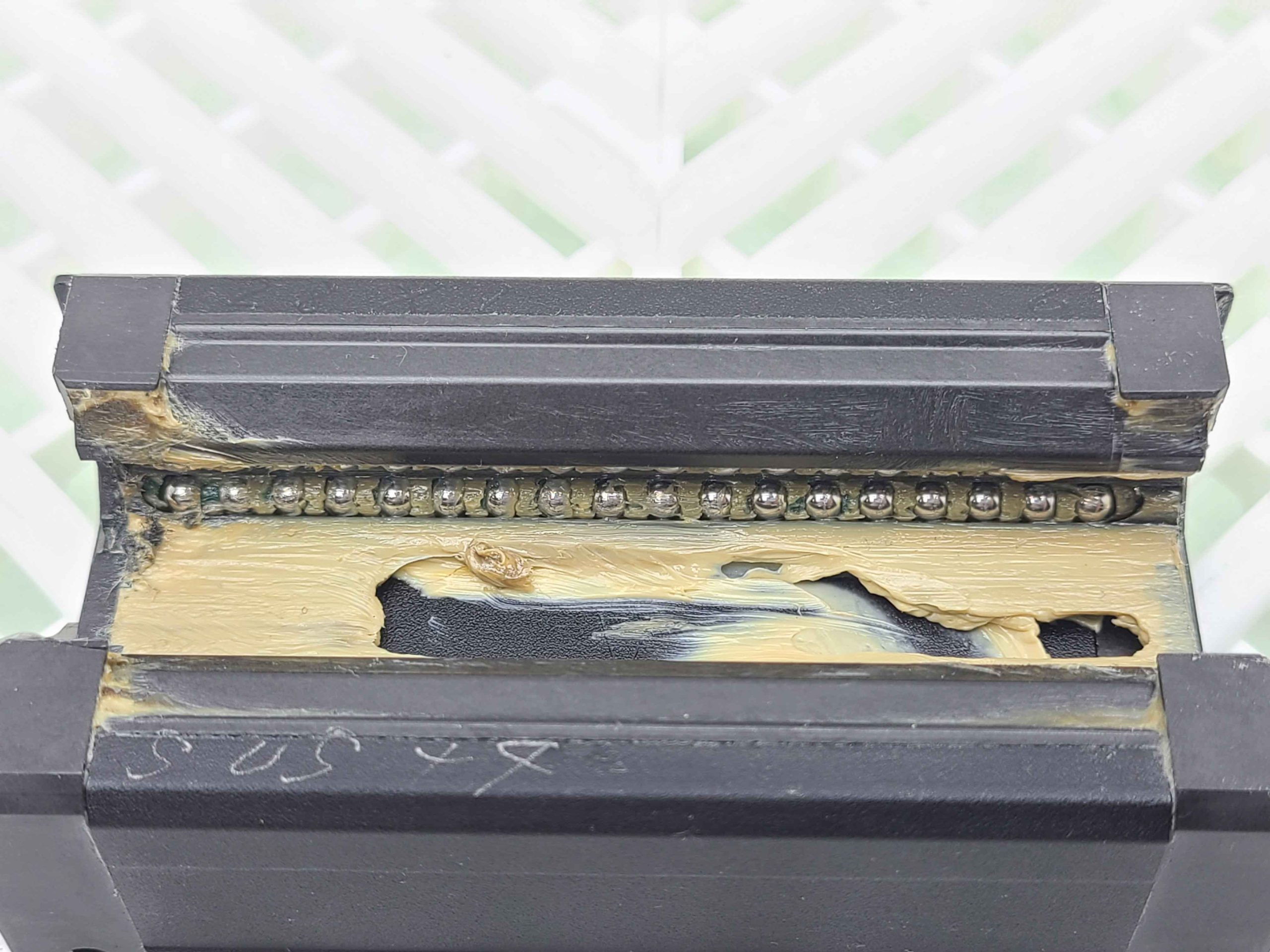 THK SHS25 Caged Ball Guide Blacks APC-C Coating - New other (see details) - Image 13