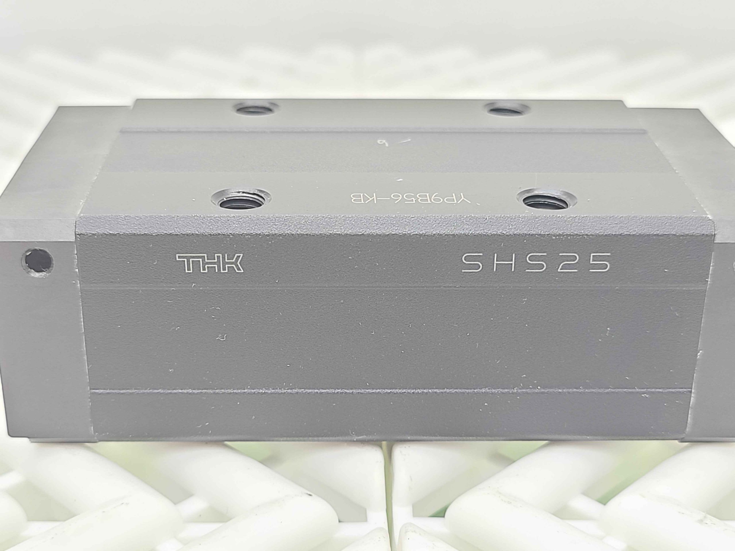 THK SHS25 Caged Ball Guide Blacks APC-C Coating - New other (see details) - Image 14