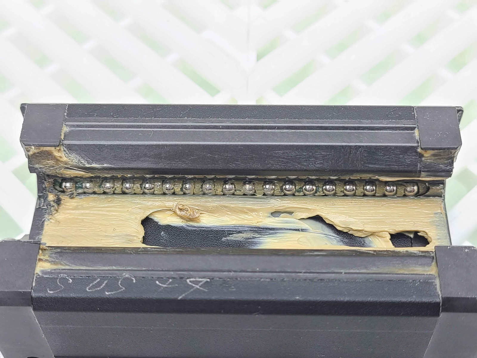 THK SHS25 Caged Ball Guide Blacks APC-C Coating - New other (see details) - Image 6