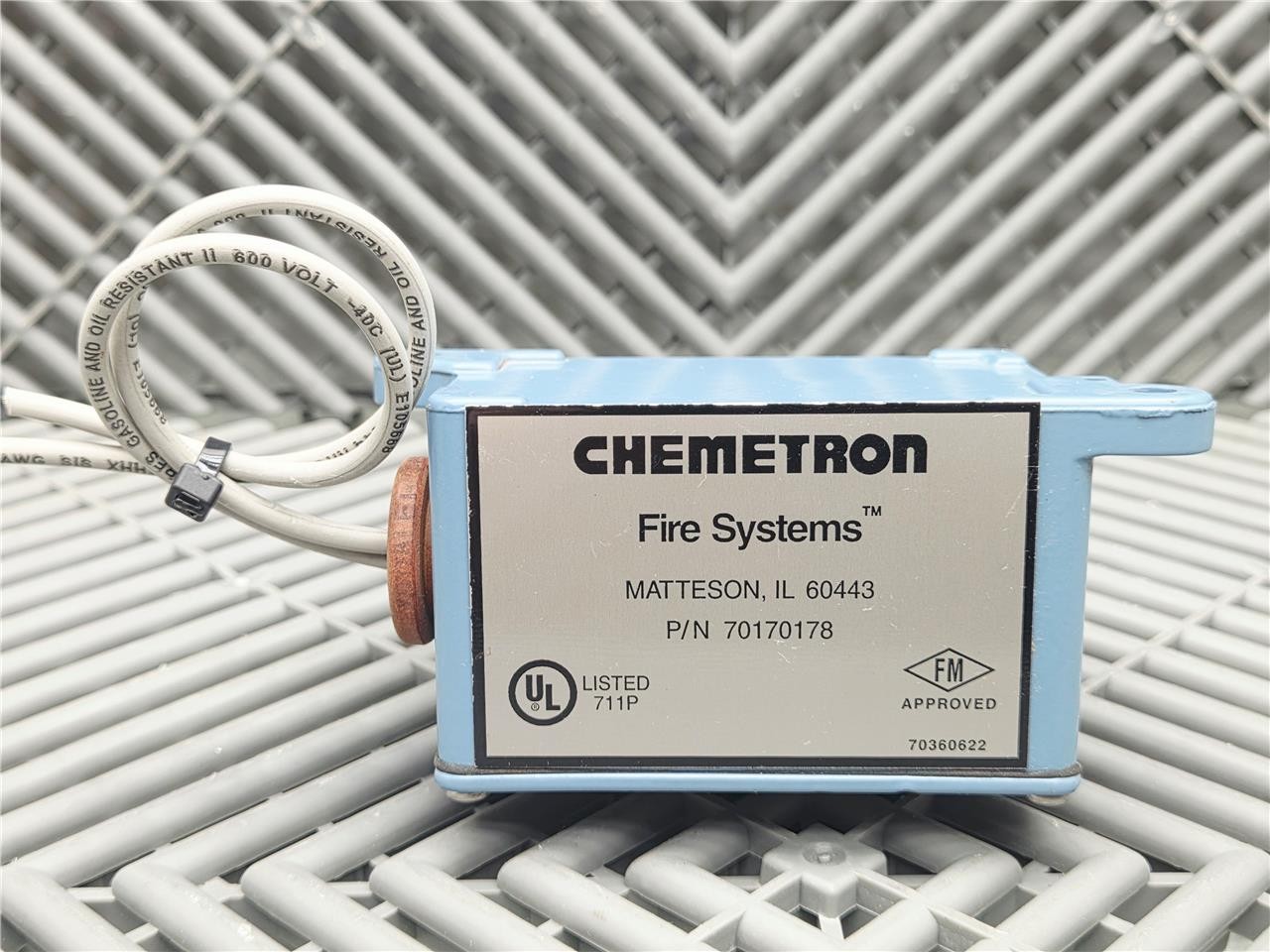 United Electric UE Pressure Switch J6-274, 0 to 300 PSI - Used - Image 6