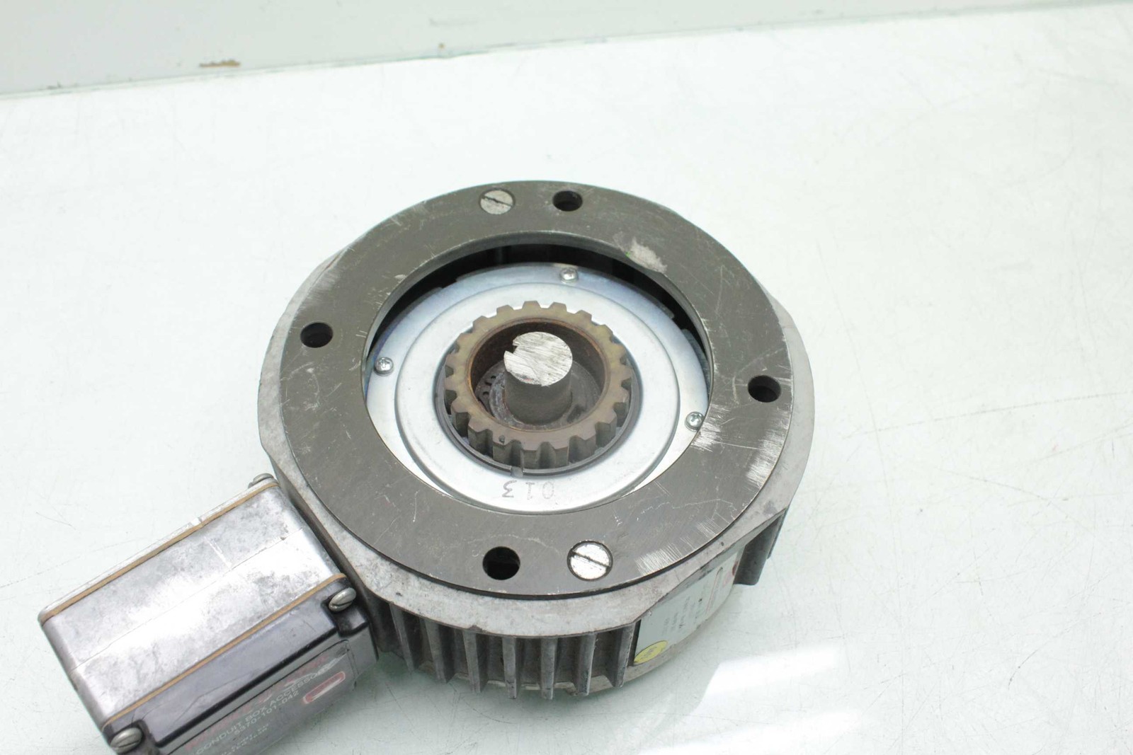 Warner Electric EUM-180-20-MBFM / Electric Motor Brake / 3600 RPM / 24V 29W - Used - Image 4